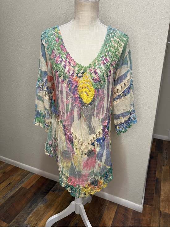 Adore Tops - ADORE Multicolor Semi-Sheer Crochet Pullover Top - Size Large